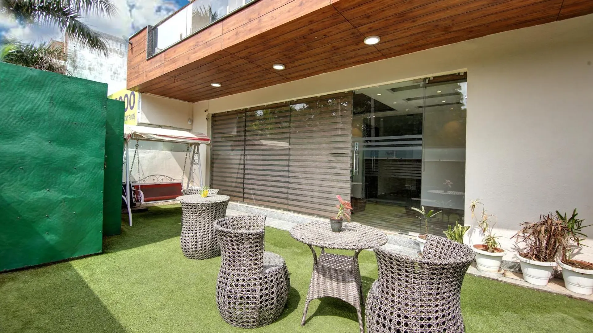 *** ホテル Limewood Stay - Unitech Cyber Park グルガウン インド