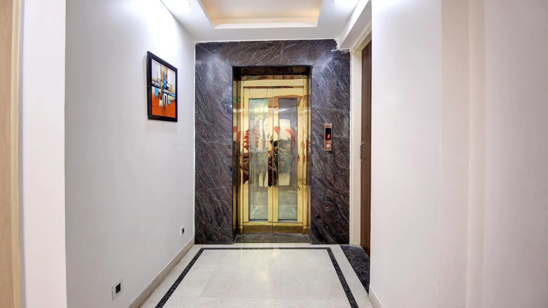 Ξενοδοχείο Limewood Stay - Unitech Cyber Park Γκουργκάον